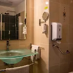 巴黎圣母院酒店
