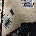 巴黎圣母院酒店 酒店 3*