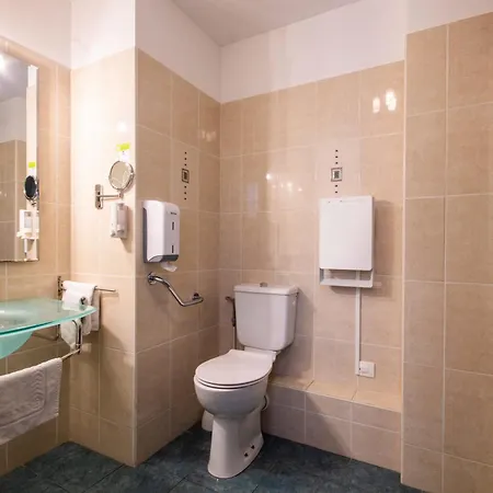 Notre Dame Ξενοδοχείο 3*