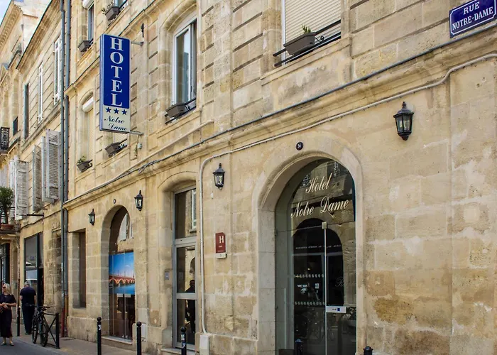 Notre Dame Hotel