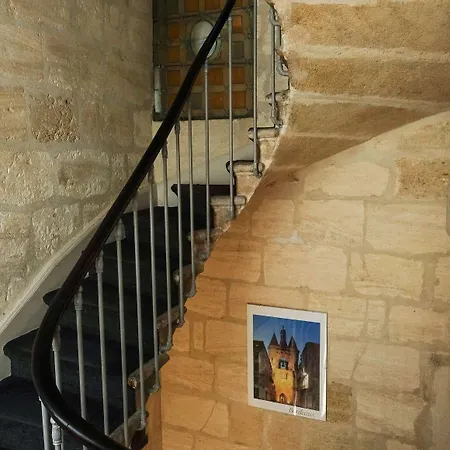 Notre Dame 3*